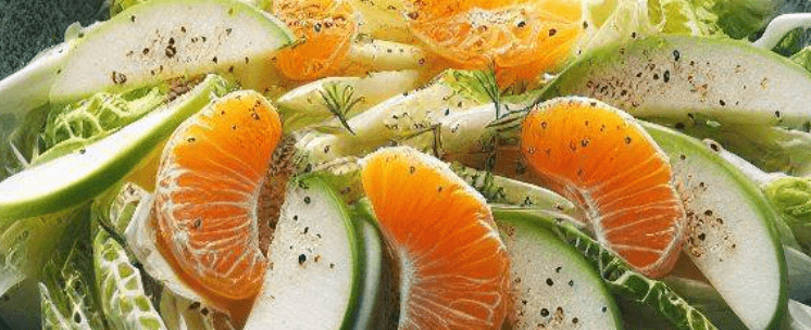 Chicoree Salat mit Apfel und Mandarinen
