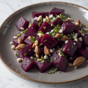 Rote Bete Salat mit Nüssen